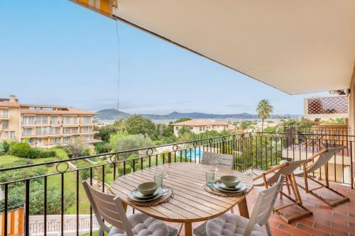 La Vue Tropézienne - Appartement Climatisé - Apartment - Saint-Tropez