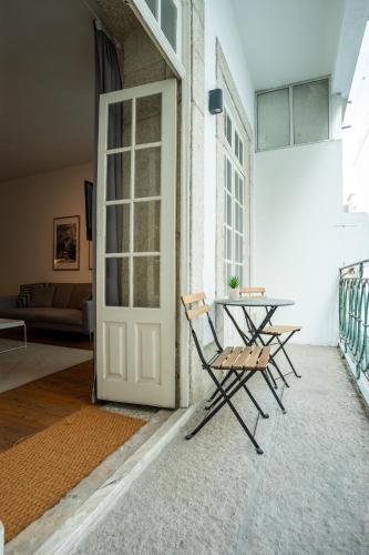 Calacatta Housing 5