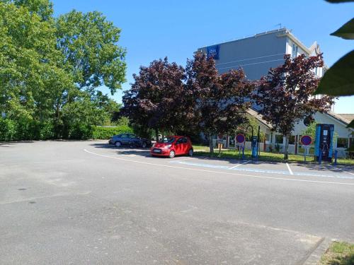 Hôtel Ibis Budget Nantes Ouest Atlantis Couëron Hotel de charme L'Épine de Fay