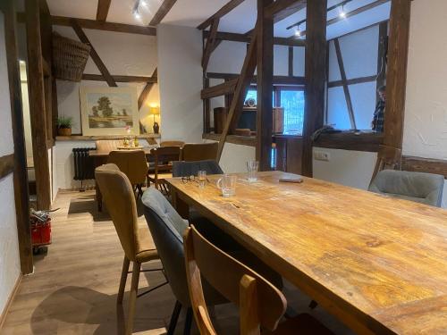 商務中心, Pension Obere Juchhe in Thuringen Kleines, familiares Pension mit 4 Zimmern und einem geraumigen Apa in 格雷芬塔爾