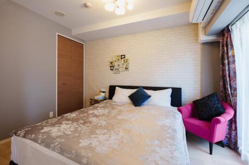 Just a short walk 道頓堀1min 日本橋駅30-second 黒門市場 心斎橋 Glico Sign Dotonbori Guesthouse 天空の室 1