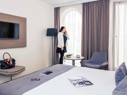 Mercure Bucharest City Center Room Type - Privilege Suite with One Double Bed