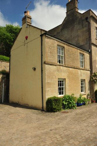 Victorian Annexe - Bath - image 11