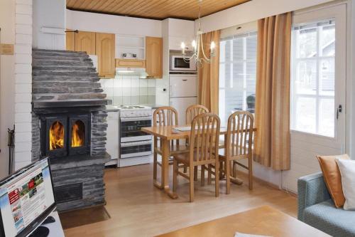 cottage studio with sauna and Mezzanine in คาลาโยกิ