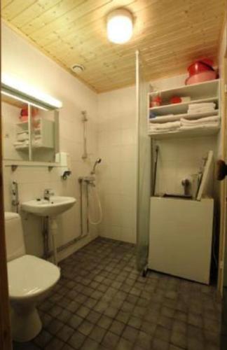 cottage studio with sauna and Mezzanine in คาลาโยกิ