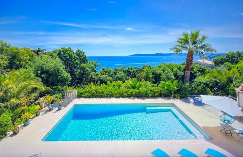 Magnificent villa sea view pool near beaches - Location saisonnière - Le Lavandou