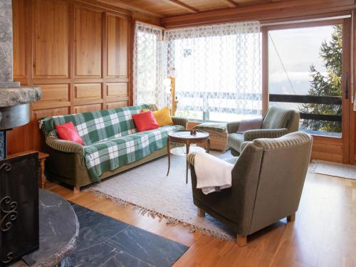 Chalet Chalet Les Portes by Interhome in La Tzoumaz