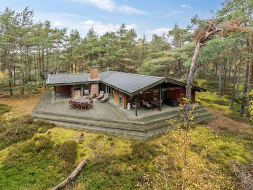 Holiday Home Tjegge - 500m from the sea by Interhome – khách sạn tại Dueodde