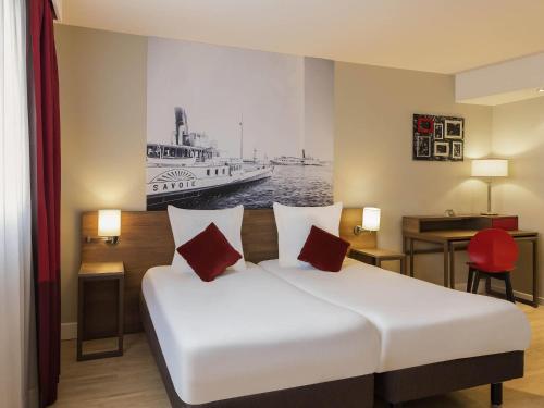 hotel photo
