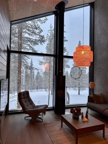 Guestroom, Villa Arctic Trail, Apartment A - Aurora view hot tube - Sauna - Lapland holiday in Röhkömukka