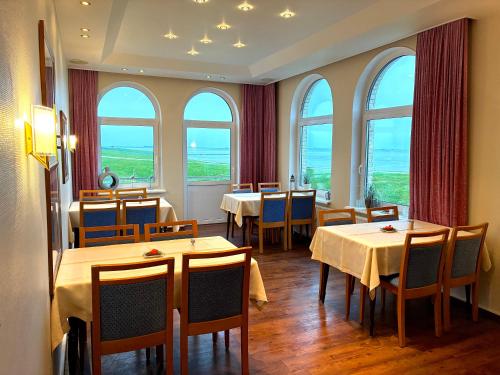 Strandhotel Dagebull direkt an der Nordsee - 레스토랑