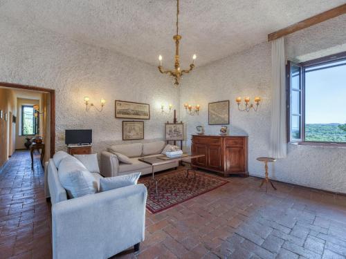 Apartment La Foresta-3 by Interhome in Кастелліні в К'янті