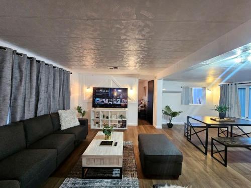 Stunning Vacation Rental with Foosball and Barbecue in Meadview, Arizona in 米德維尤