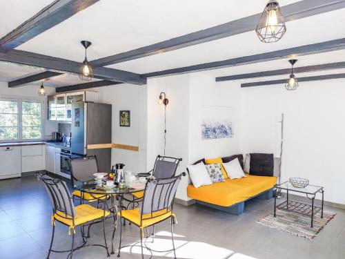 Holiday Home Les Pins by Interhome in Frejus