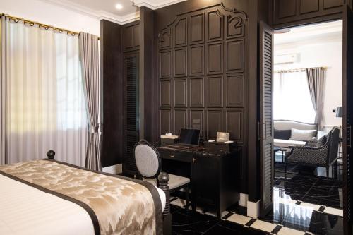 room detail thumbnail 0