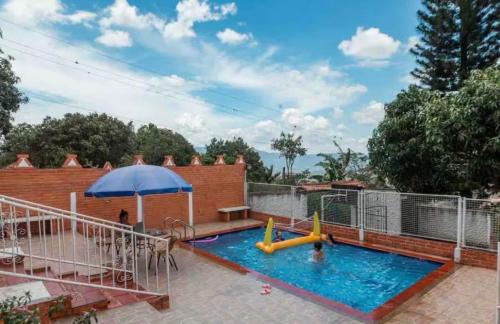 Los Pinos Casa de Campo in Loma Mesa De Ruitoque