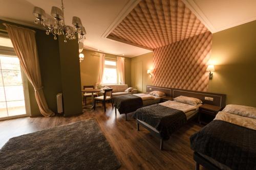Hotel Granit in Strzegom