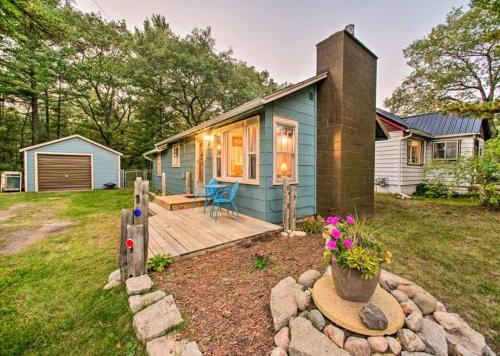 Hidden Cabin Getaway - image 5