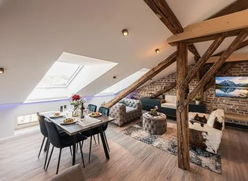 Loft mit Küche I Self Check-in I Parkplatz I WIFI I CREST Housing in Passau, Deutschland