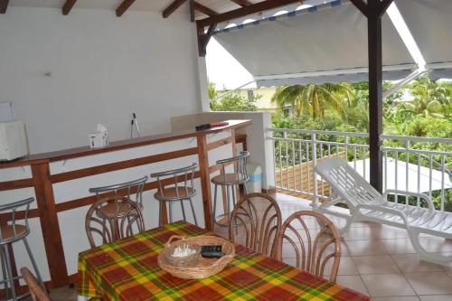 Appartement à Deshaies avec vue mer et piscine (50 m²) (Appartement a Deshaies avec vue mer et piscine (50 m²)) in Deshaies