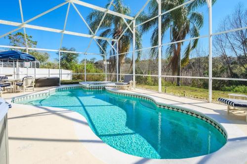 Spacious Disney Retreat Lake View Private Pool in Avon Park (FL)