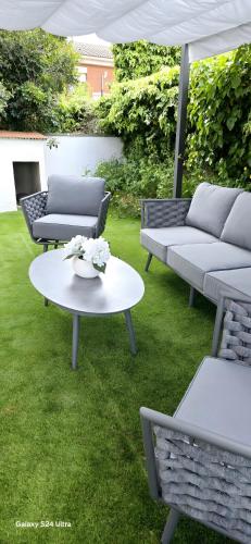 Casa con mucha luz natural gîte à louer la Bisbal del Penedès