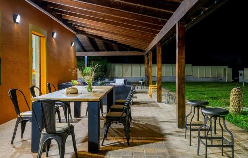 Villa Traiani 8&2 by Marche Holiday Villas in Piagge