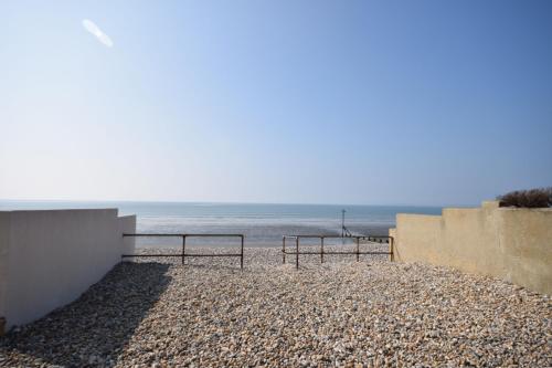 Candy Corner West Wittering - image 9