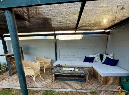Pet Friendly- Villa Santorini Langebaan in Seaview Park