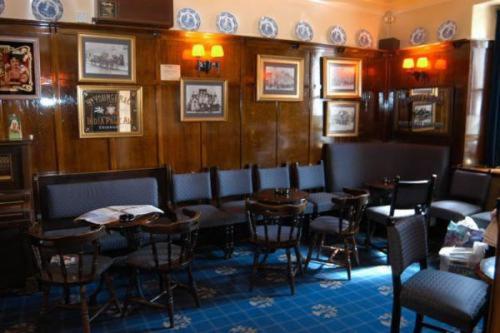 設施, 帝國酒店 (The Imperial Hotel) in 道格拉斯堡市中心