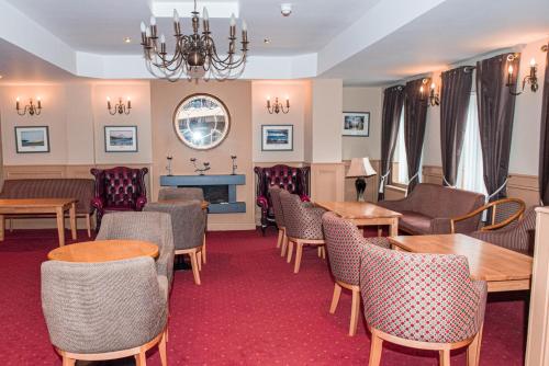 Óstán Loch Altan (Ostan Loch Altan) in 克隆曼尼