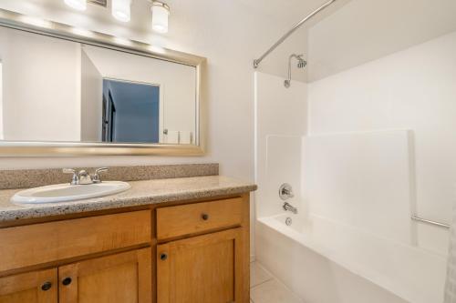 Riviera Oaks Resort By Diamond Resorts - image 12