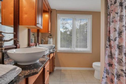 Valley View Villa - image 6