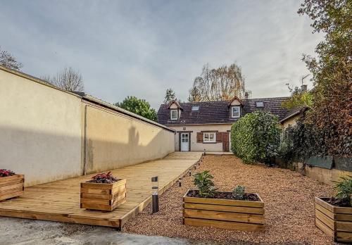 Maison avec parking à 10min du centre-ville à pied (Maison avec parking a 10min du centre-ville a pied) in Chartres