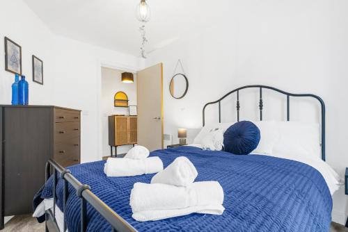 Luxury 2Bed Spacious Apartment- City Centre- Free Parking 1