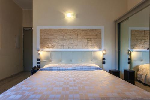 Hotel Calamosca - image 12