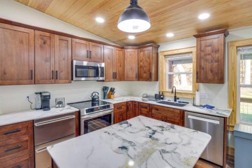 Pets Welcome! Quiet Couples Retreat in Lyles in Centerville (TN)