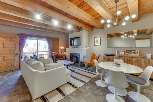 Ski, Hike & Fish! Beautiful Retreat Near Taos in Arroyo Seco (NM)