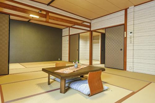 Hotel Seiryu Japanese Spa inn with spectacular view in Osaka
