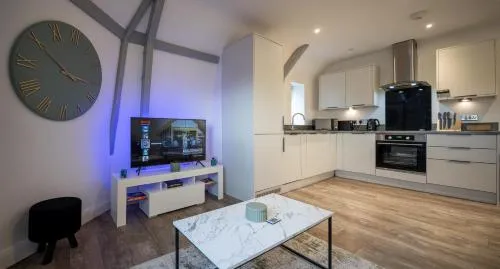 Stylish, Spacious 1 Bedroom Apartment, central photo 2