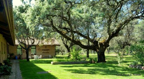 Casa Rural El Roblon