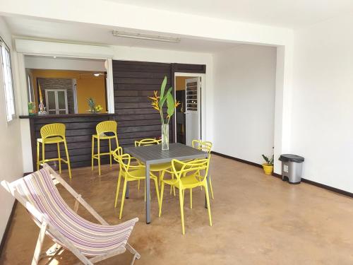Le jaune soleil, appartement tropical, proximité plage - Location saisonnière - Sainte-Luce