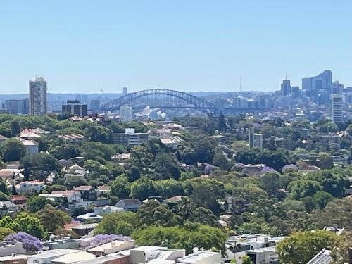 Bondi Junction Incredible views of Sydney Harbour Bridge, Opera House, CBD in Woollahra