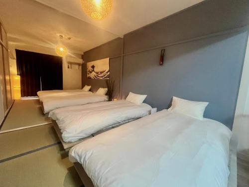 Osaka Shimonouchi BASE Japanese style room 大阪繁華街にある隠れ家 道頓堀徒歩4分