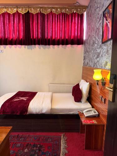 Khyber Hotel - image 5