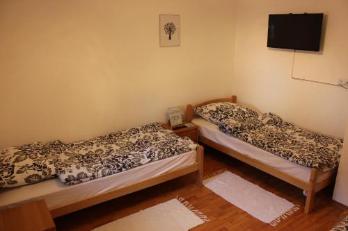 Apartment image 3