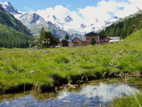 Hotel Roseg-Gletscher - image 11