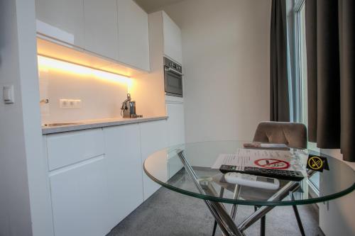 Cube Apartments by Wiener Stadthalle & U3 Metro 5