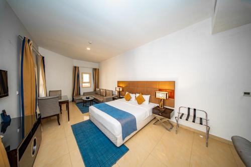 City Stay Grand Hotel Apartment Room Type - Deluxe Studio