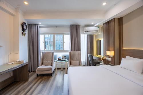 room detail thumbnail 0